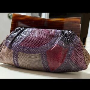 Vintage (80s) Varon Snakeskin & Leather Clutch Purse With Tortoise Lucite Frame